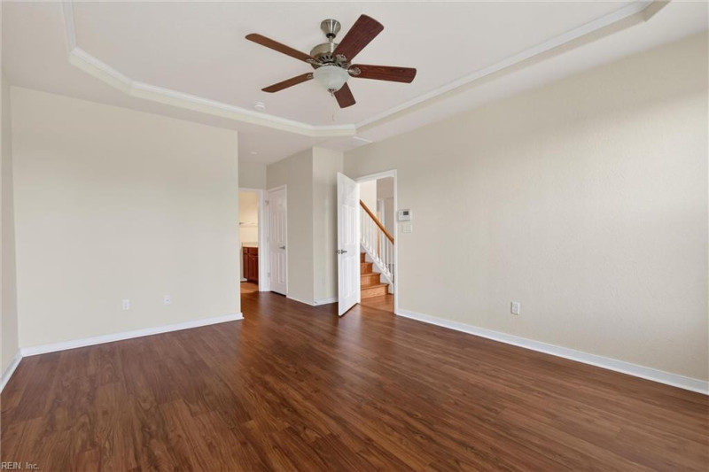 Photo 18 of 47 residential for sale in Chesapeake virginia