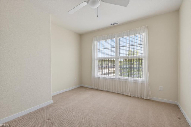 Photo 23 of 47 residential for sale in Chesapeake virginia