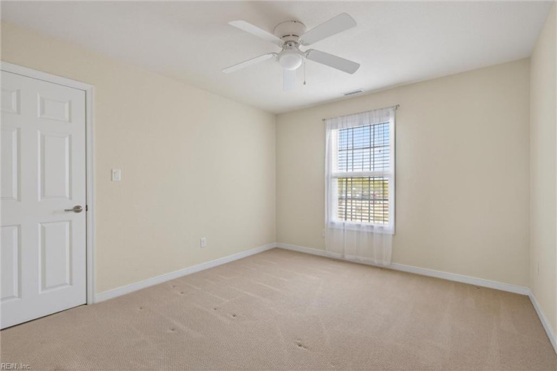 Photo 26 of 47 residential for sale in Chesapeake virginia