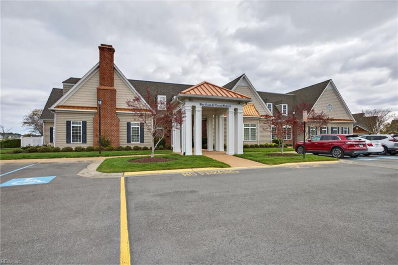 Photo 37 of 47 residential for sale in Chesapeake virginia