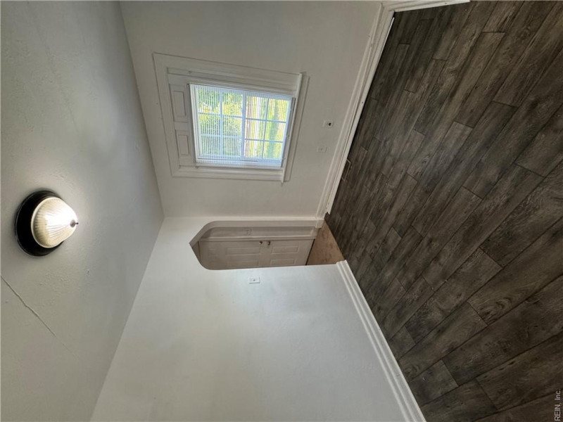 Photo 12 of 33 residential for sale in Norfolk virginia