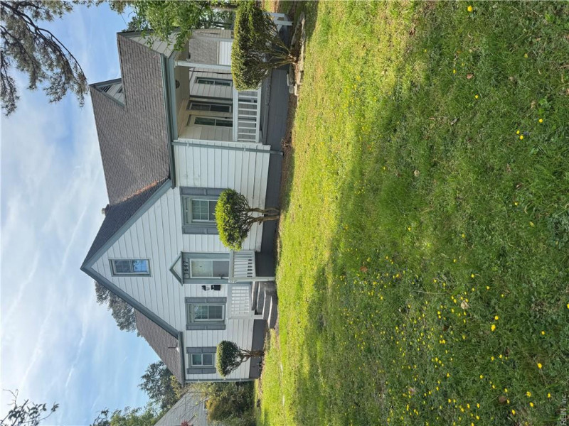 Photo 2 of 33 residential for sale in Norfolk virginia