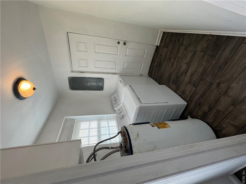 Photo 30 of 33 residential for sale in Norfolk virginia