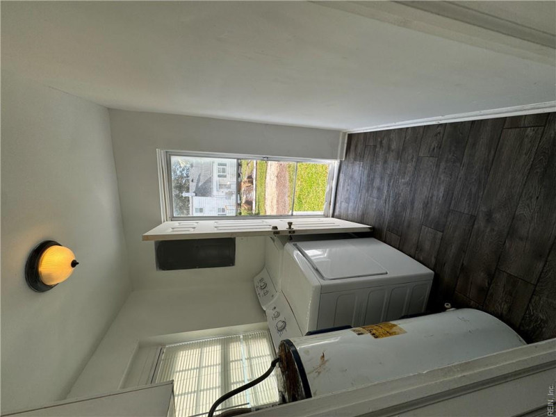 Photo 31 of 33 residential for sale in Norfolk virginia