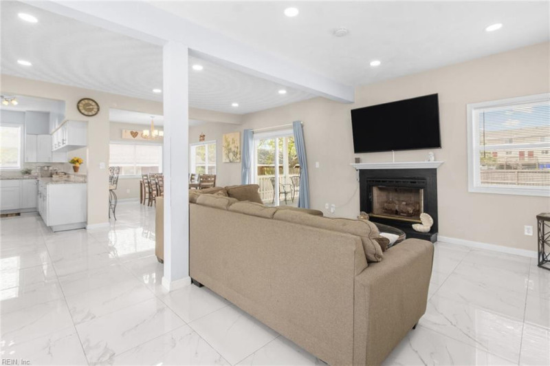 Photo 9 of 45 residential for sale in Norfolk virginia Photo 9 of 45 residential for sale in Norfolk virginia