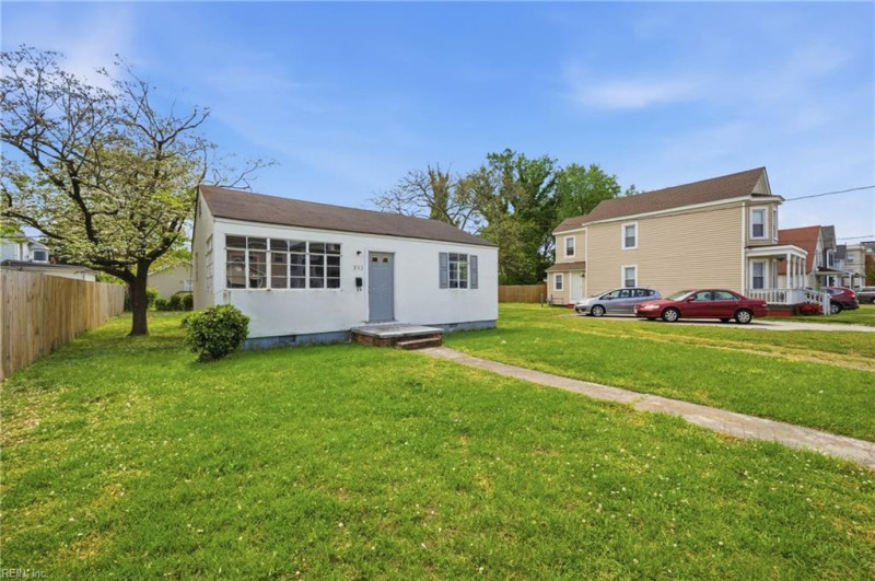 Photo 13 of 18 residential for sale in Norfolk virginia Photo 13 of 18 residential for sale in Norfolk virginia