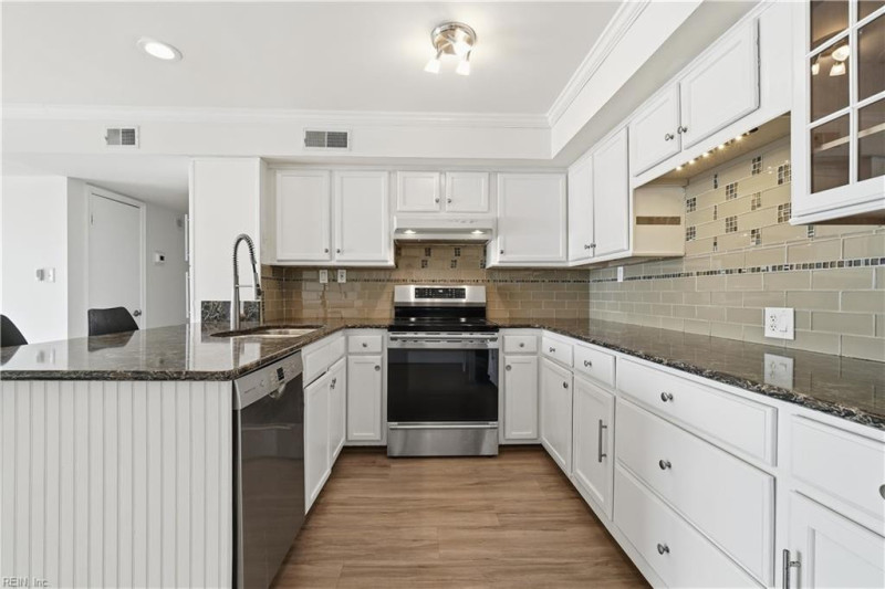 Photo 10 of 50 residential for sale in Norfolk virginia Photo 10 of 50 residential for sale in Norfolk virginia
