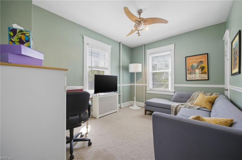 Photo 15 of 24 residential for sale in Portsmouth virginia