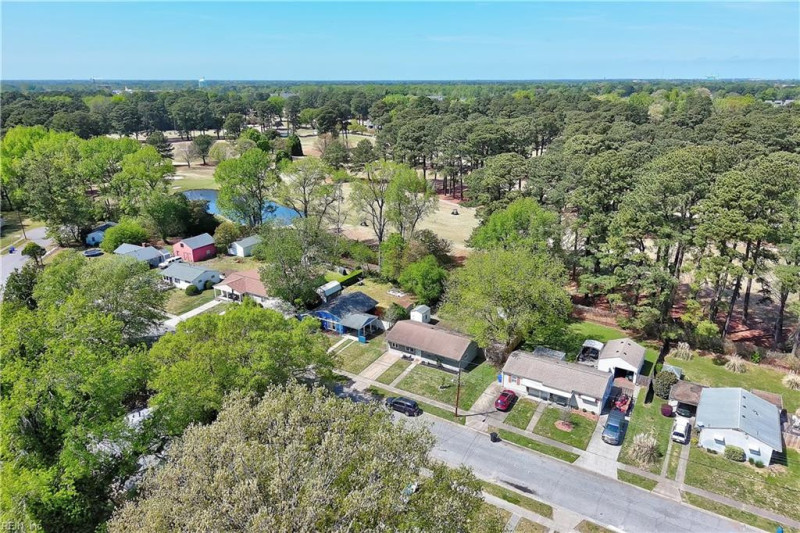 Photo 15 of 22 residential for sale in Portsmouth virginia
