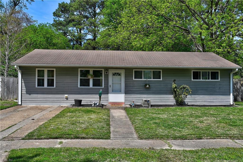 Photo 19 of 22 residential for sale in Portsmouth virginia