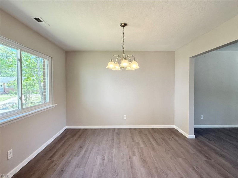 Photo 20 of 35 residential for sale in Virginia Beach virginia