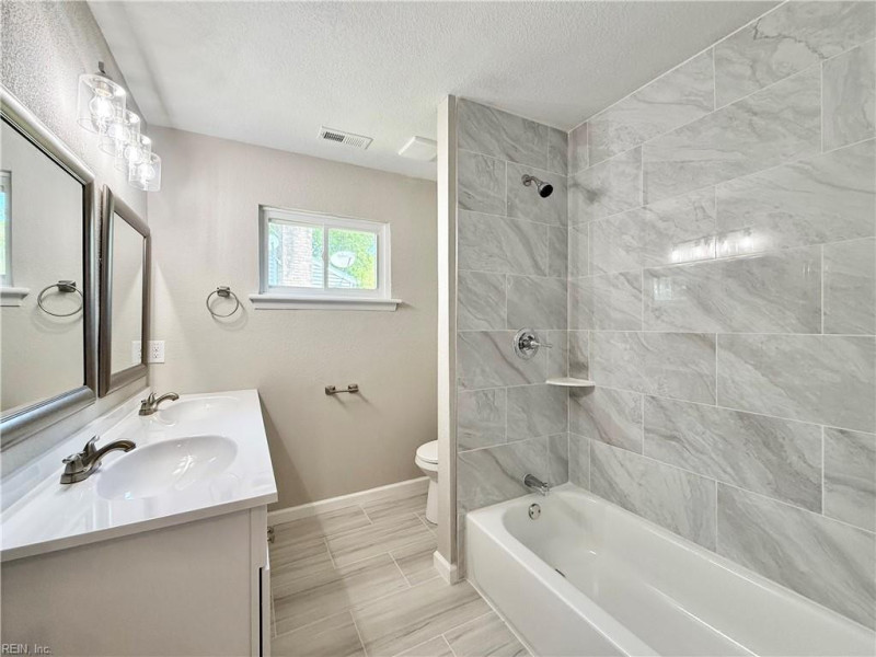 Photo 23 of 35 residential for sale in Virginia Beach virginia