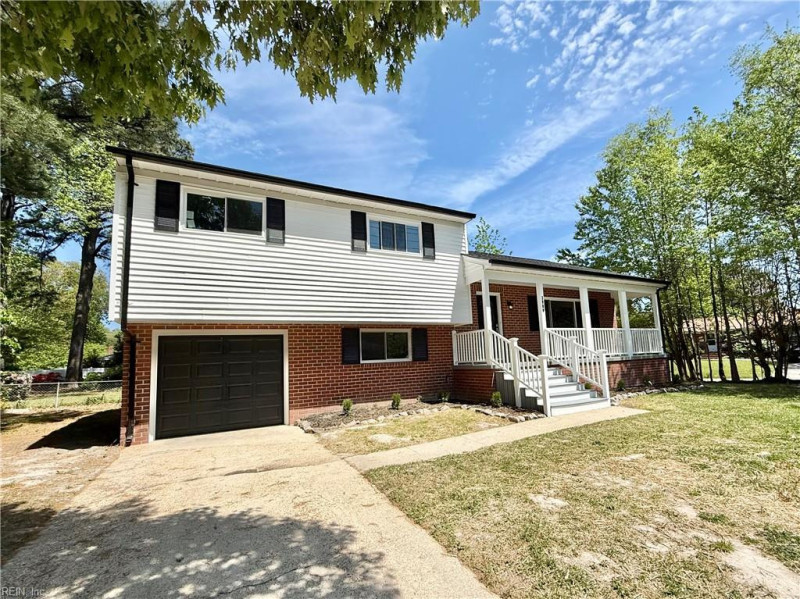 Photo 5 of 35 residential for sale in Virginia Beach virginia