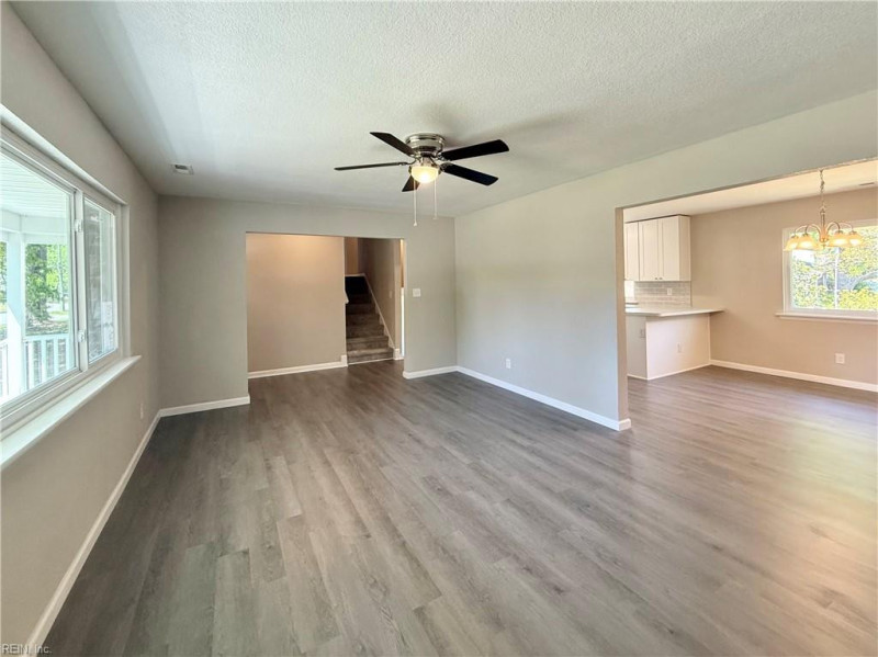 Photo 9 of 35 residential for sale in Virginia Beach virginia