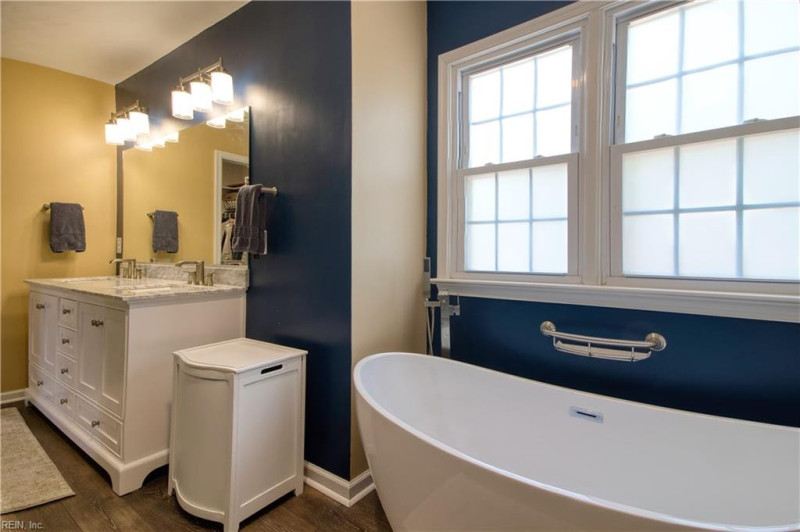 Photo 24 of 50 residential for sale in Chesapeake virginia