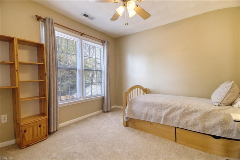 Photo 25 of 50 residential for sale in Chesapeake virginia