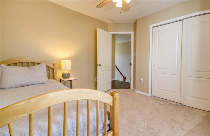 Photo 26 of 50 residential for sale in Chesapeake virginia