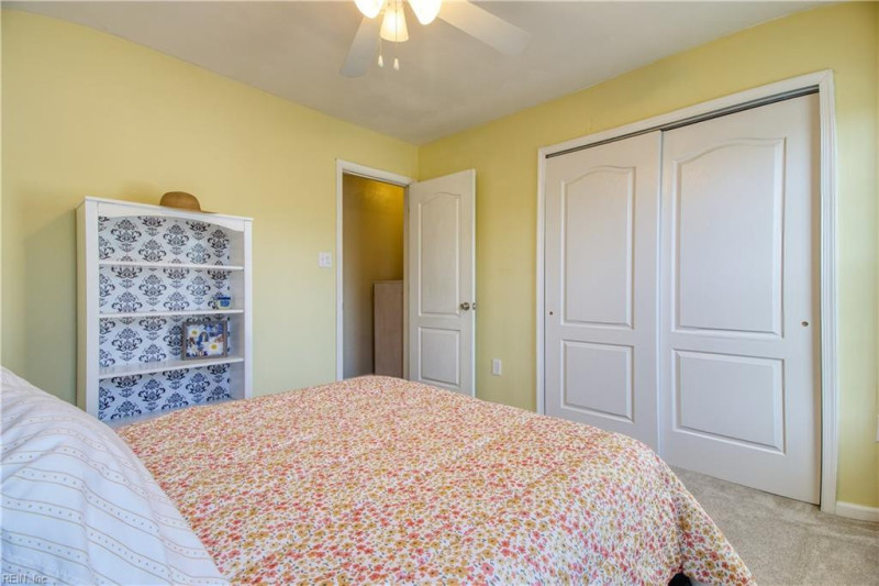 Photo 27 of 50 residential for sale in Chesapeake virginia