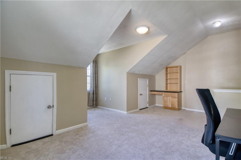 Photo 34 of 50 residential for sale in Chesapeake virginia