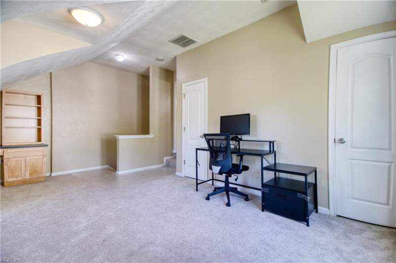 Photo 35 of 50 residential for sale in Chesapeake virginia
