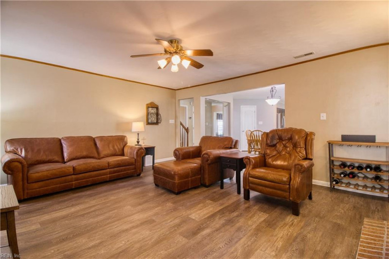 Photo 9 of 50 residential for sale in Chesapeake virginia