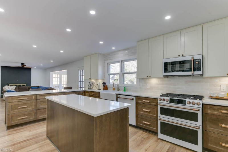 Photo 19 of 45 residential for sale in Virginia Beach virginia