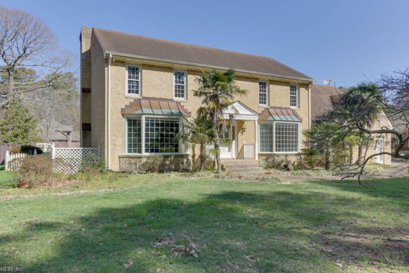 Photo 2 of 45 residential for sale in Virginia Beach virginia