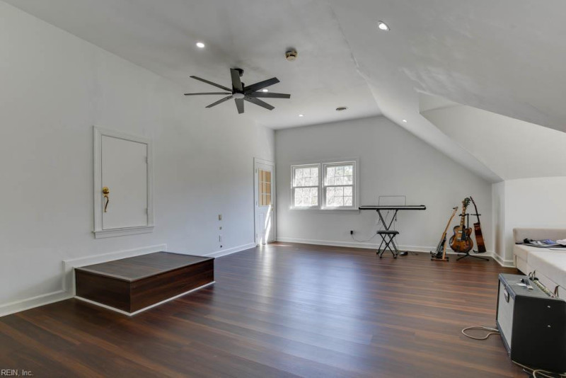 Photo 29 of 45 residential for sale in Virginia Beach virginia