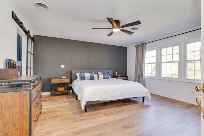 Photo 32 of 45 residential for sale in Virginia Beach virginia