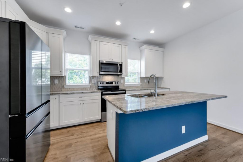 Photo 11 of 34 residential for sale in Norfolk virginia Photo 11 of 34 residential for sale in Norfolk virginia