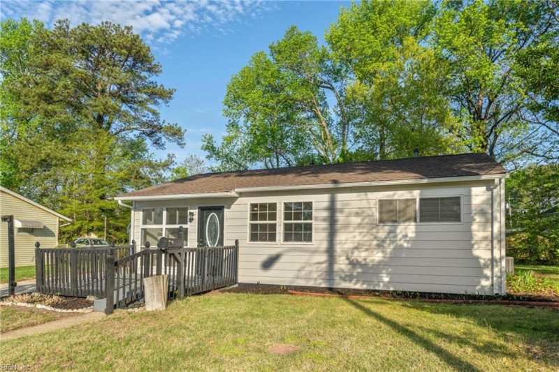 Photo 3 of 25 residential for sale in Portsmouth virginia Photo 3 of 25 residential for sale in Portsmouth virginia