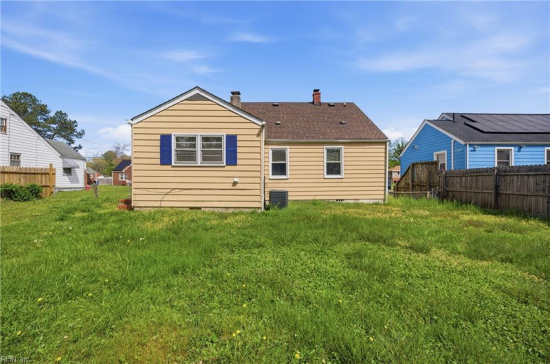 Photo 22 of 23 residential for sale in Portsmouth virginia