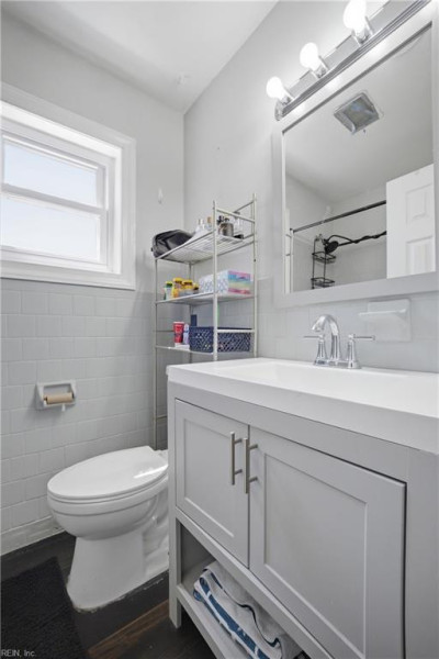 Photo 14 of 21 residential for sale in Hampton virginia Photo 14 of 21 residential for sale in Hampton virginia