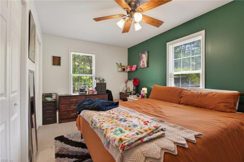 Photo 16 of 29 residential for sale in Middlesex County virginia