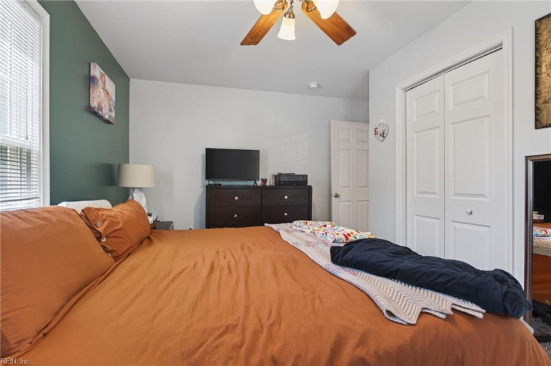 Photo 17 of 29 residential for sale in Middlesex County virginia