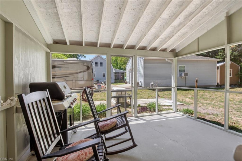 Photo 22 of 29 residential for sale in Middlesex County virginia