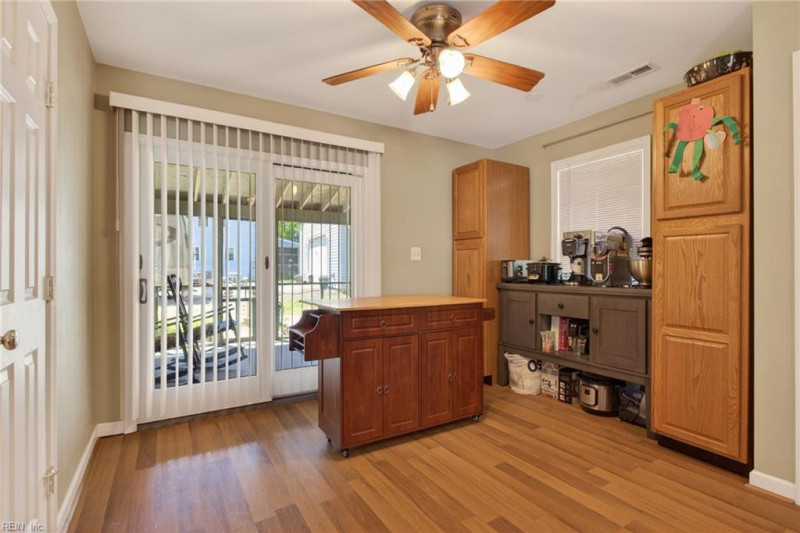 Photo 9 of 29 residential for sale in Middlesex County virginia