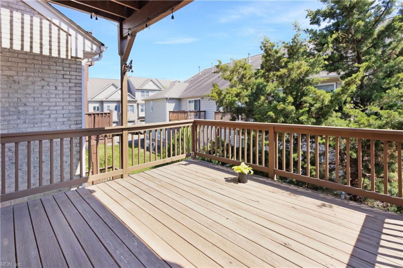 Photo 16 of 28 residential for sale in Hampton virginia