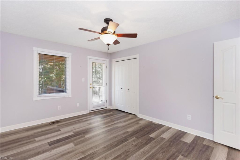 Photo 3 of 28 residential for sale in Hampton virginia