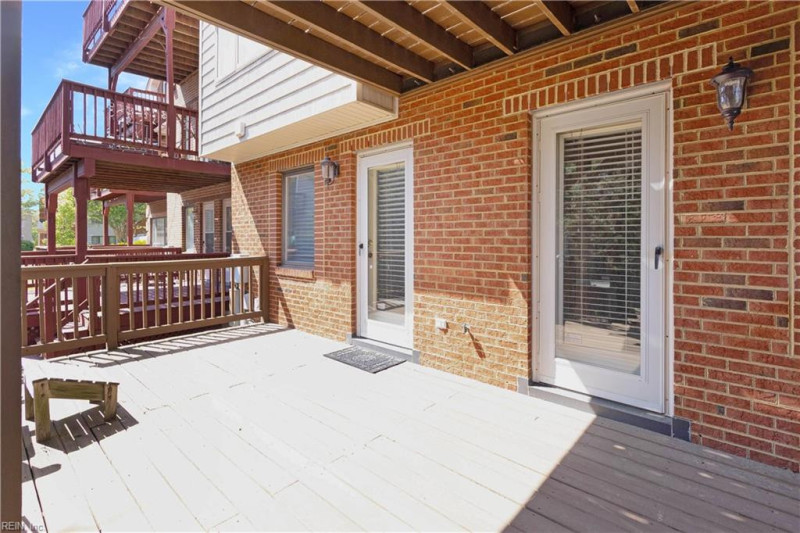 Photo 6 of 28 residential for sale in Hampton virginia