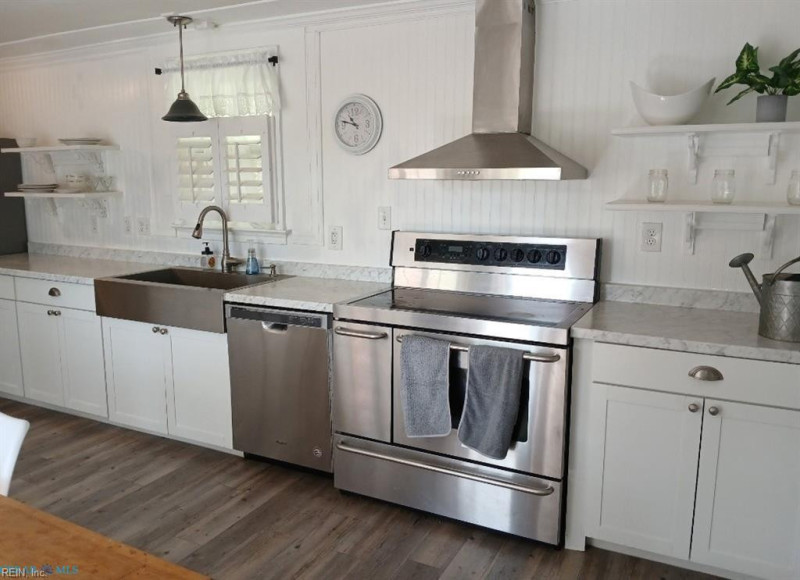 Photo 10 of 43 residential for sale in Mathews County virginia