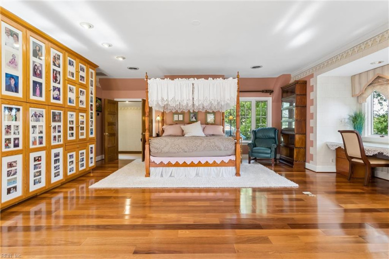 Photo 24 of 50 residential for sale in Norfolk virginia