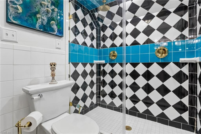 Photo 40 of 50 residential for sale in Norfolk virginia