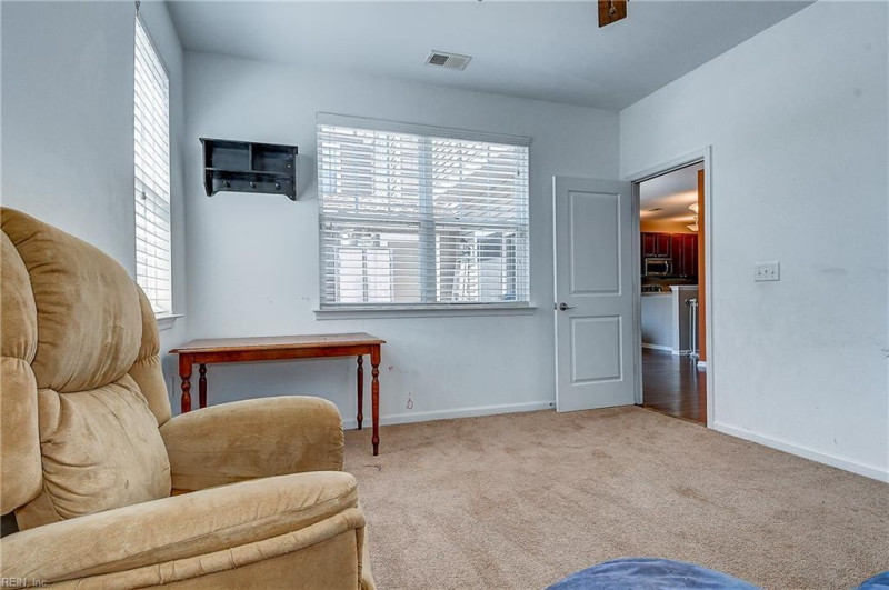 Photo 16 of 35 residential for sale in Chesapeake virginia