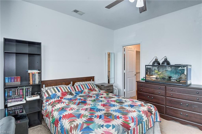 Photo 18 of 35 residential for sale in Chesapeake virginia