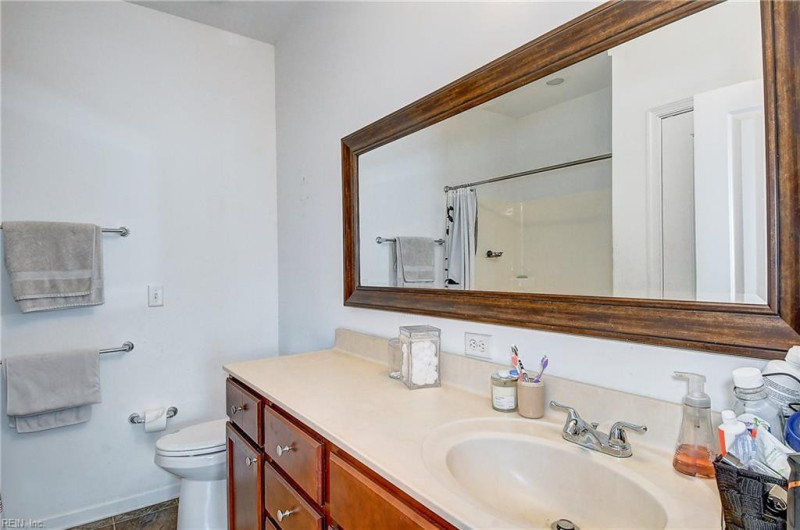 Photo 23 of 35 residential for sale in Chesapeake virginia