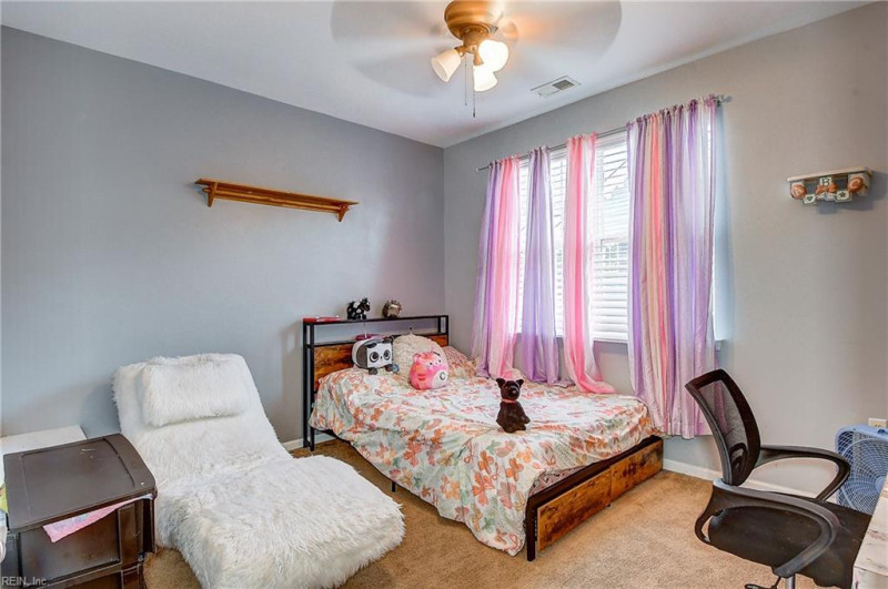 Photo 24 of 35 residential for sale in Chesapeake virginia