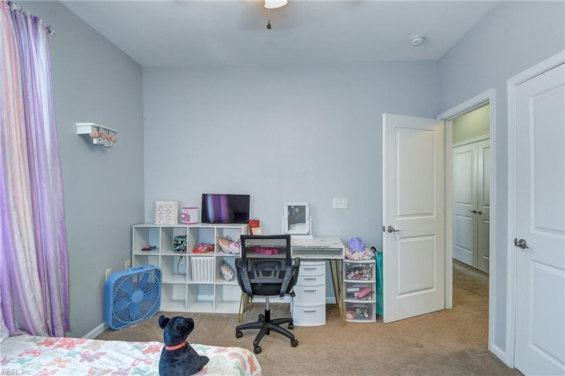 Photo 25 of 35 residential for sale in Chesapeake virginia