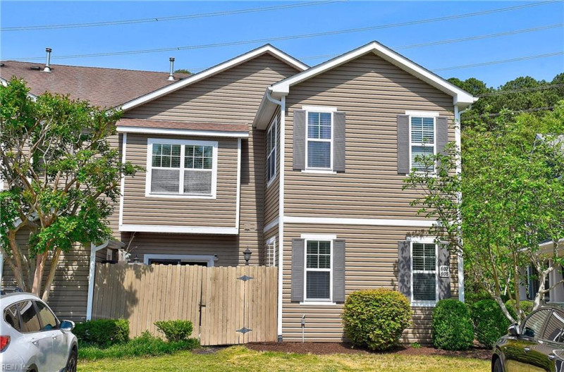 Photo 31 of 35 residential for sale in Chesapeake virginia