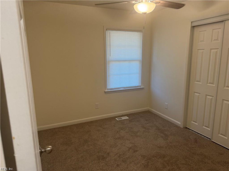 Photo 7 of 11 residential for sale in Chesapeake virginia Photo 7 of 11 residential for sale in Chesapeake virginia